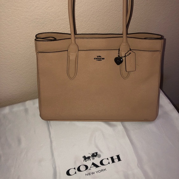coach bailey bag